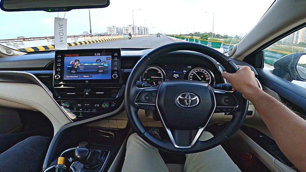 hybrid cars in india 2023 | Toyota Camry mileage | Toyota Camry top model Price in India